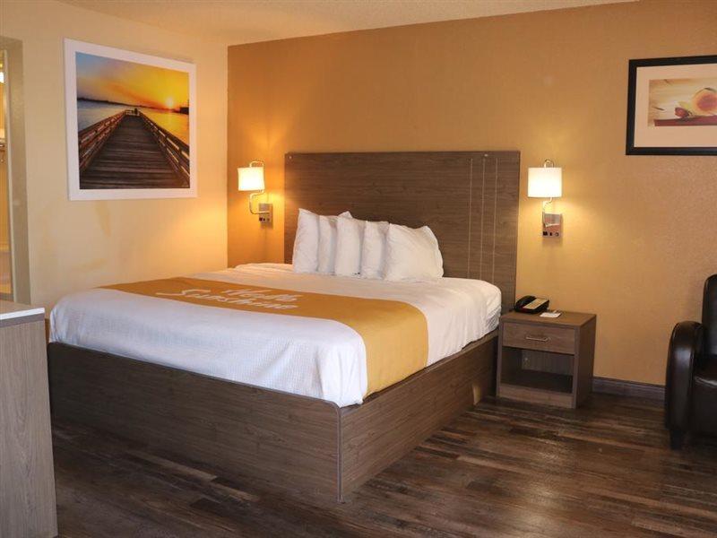Days Inn By Wyndham Fresno South Εξωτερικό φωτογραφία