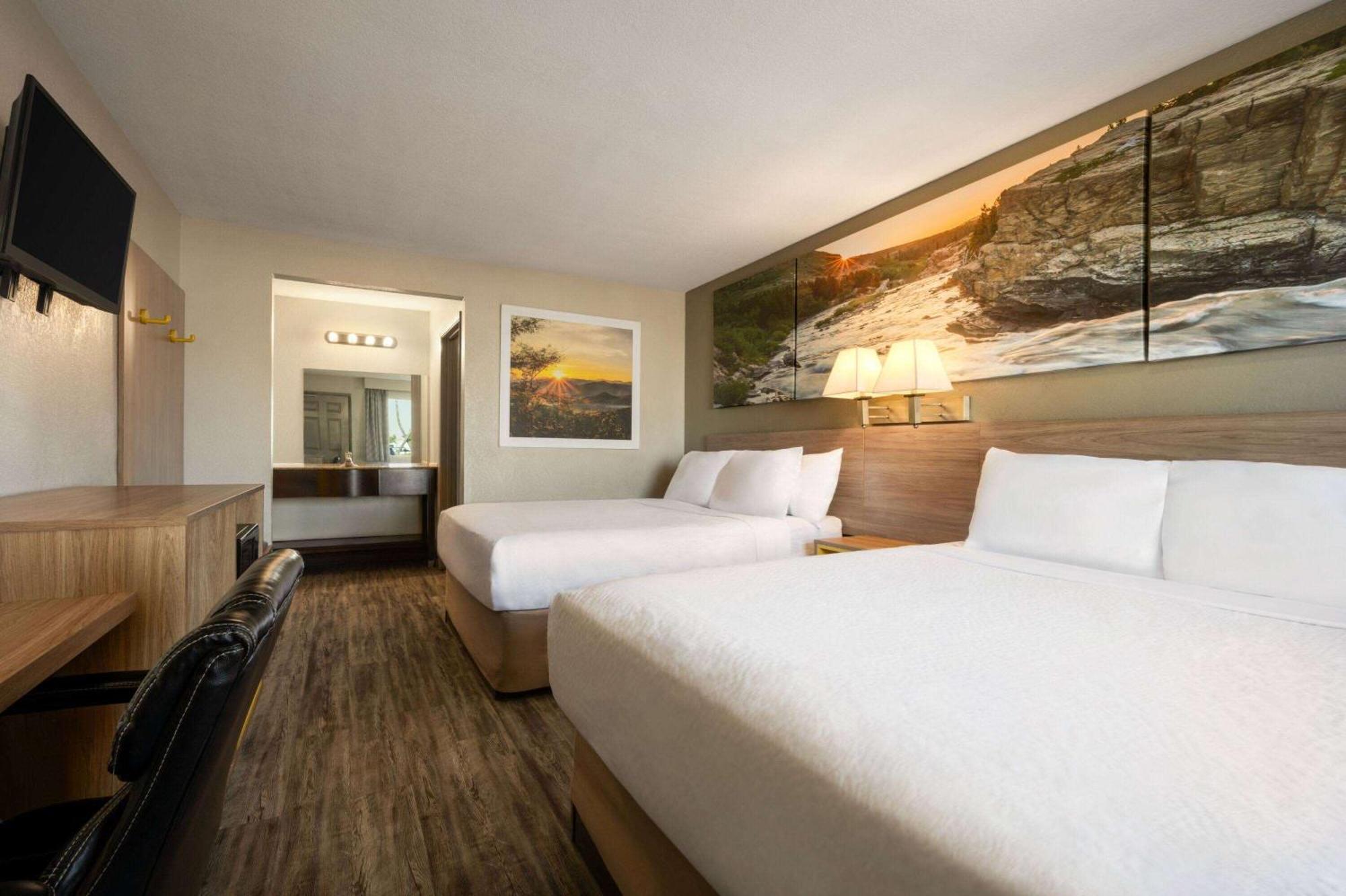 Days Inn By Wyndham Fresno South Εξωτερικό φωτογραφία